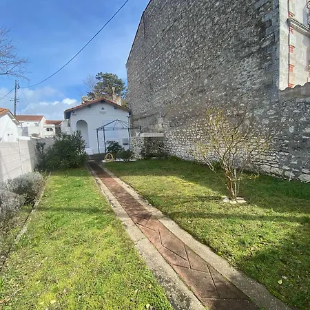 Holiday home Charmante A Royan/pontaillac Proche Et Commerces Avec Parking Prive - Fr-1-494-147 Royan